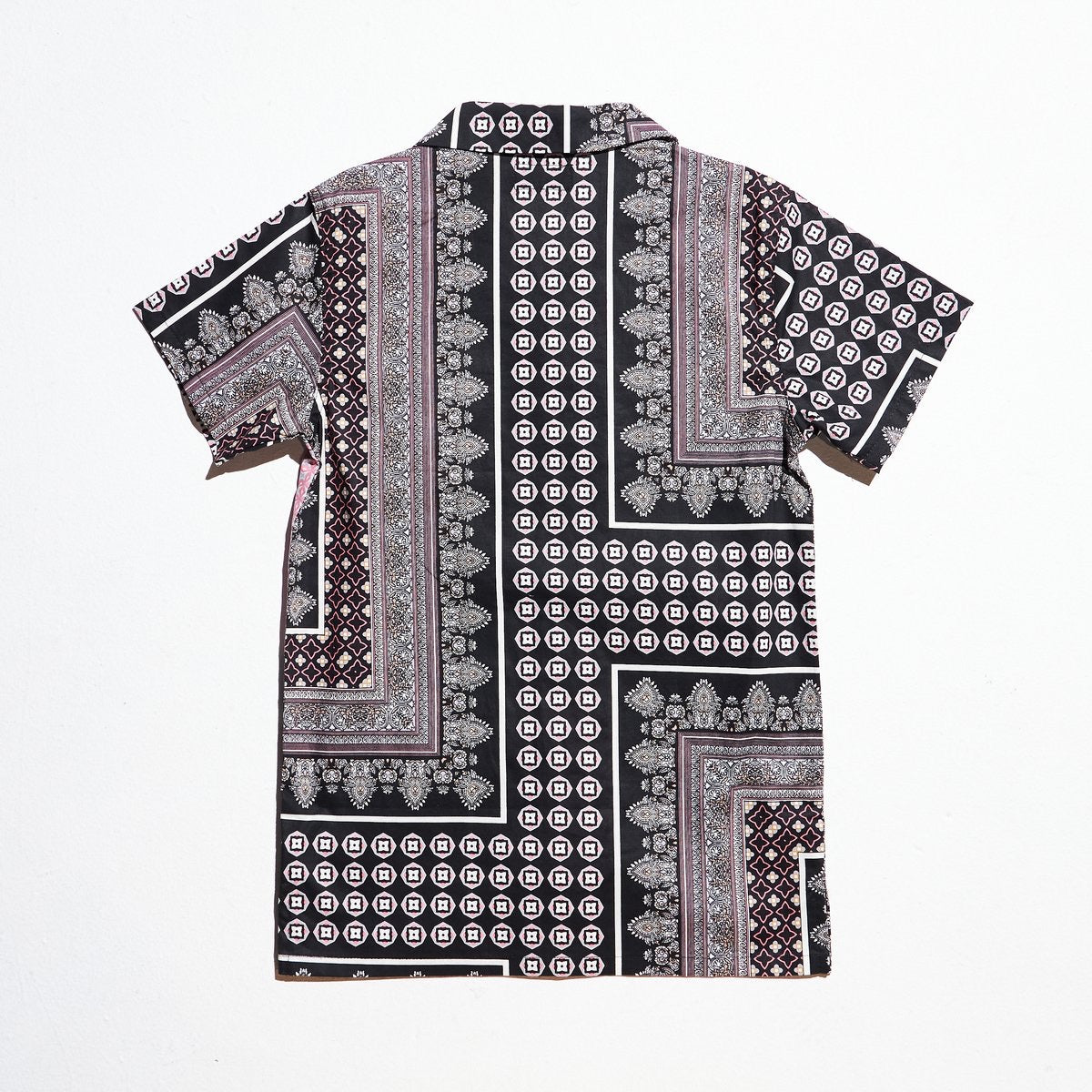 BREEZE BUTTON UP BLACK/ PINK